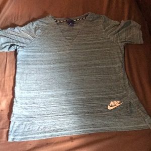 Nike t shirt